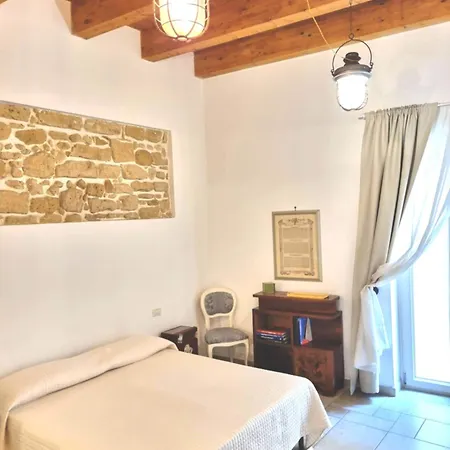 Stella Marina Bed & Breakfast 3*