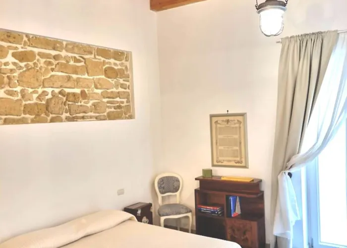 Stella Marina Bed & Breakfast 3*